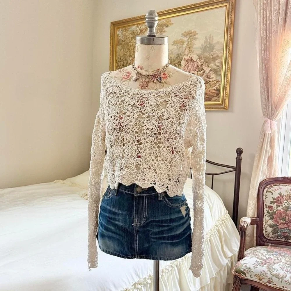 Free people crochet top  Free People cream crochet‎ knit top size small